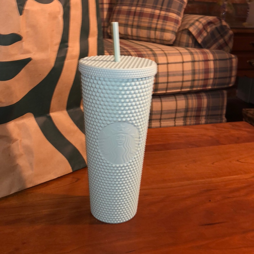 Brand new mint studded venti.